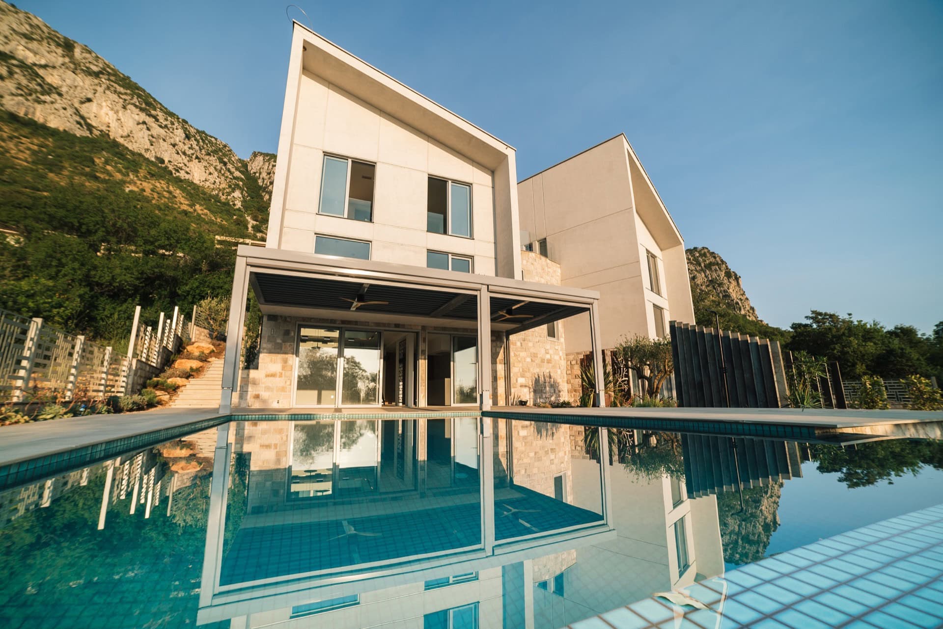 Vila u Tudorovićima br. 2455, Sveti Stefan, Budva — fotografija nekretnine 9