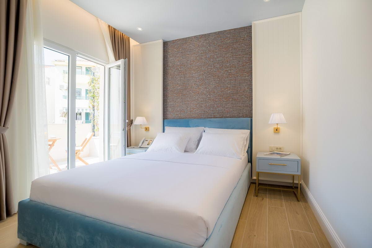 Hotel im Zentrum von Budva Nr. 2267 — Immobilienfoto 12