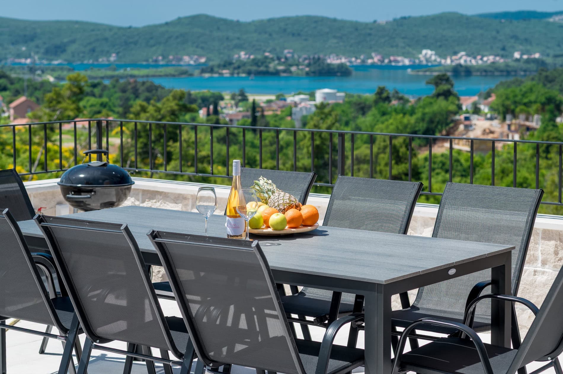 Villa in Tivat Nr. 2435 — Immobilienfoto 8