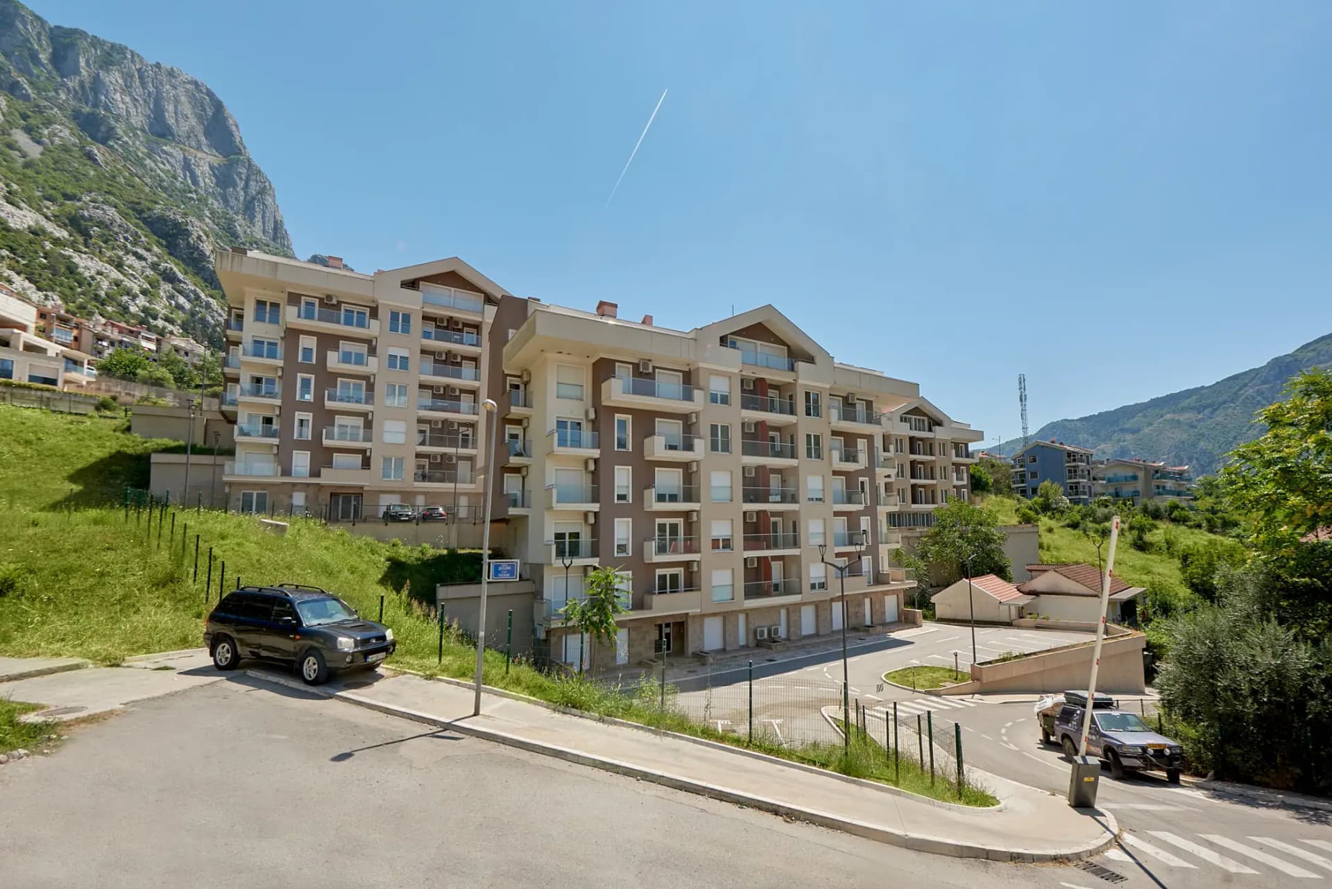Apartment in Dobrota No. 2432, Kotor — property photo 10