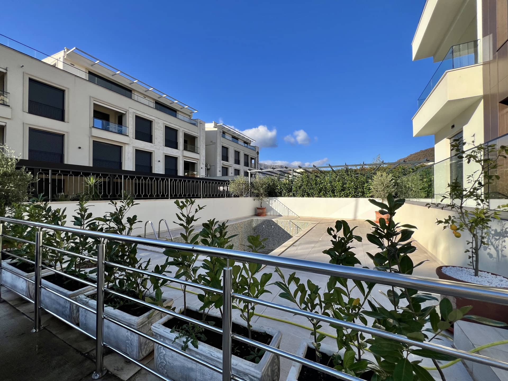 Stan u Tivtu br. 2425, Tivat, Tivat — fotografija nekretnine 27