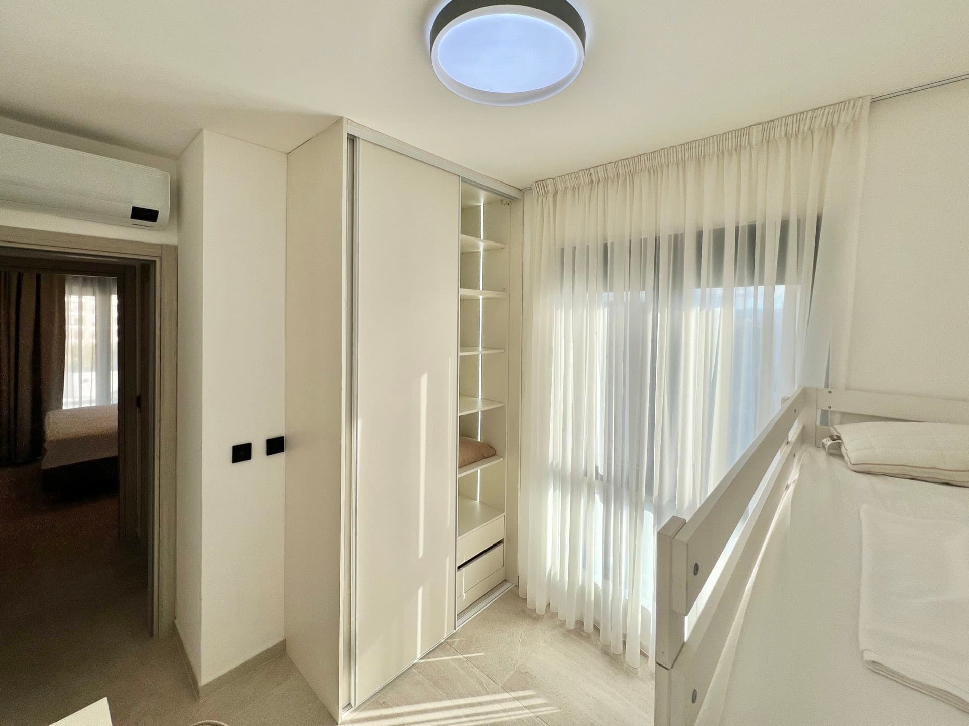 Stan u Tivtu br. 2425, Tivat, Tivat — fotografija nekretnine 22