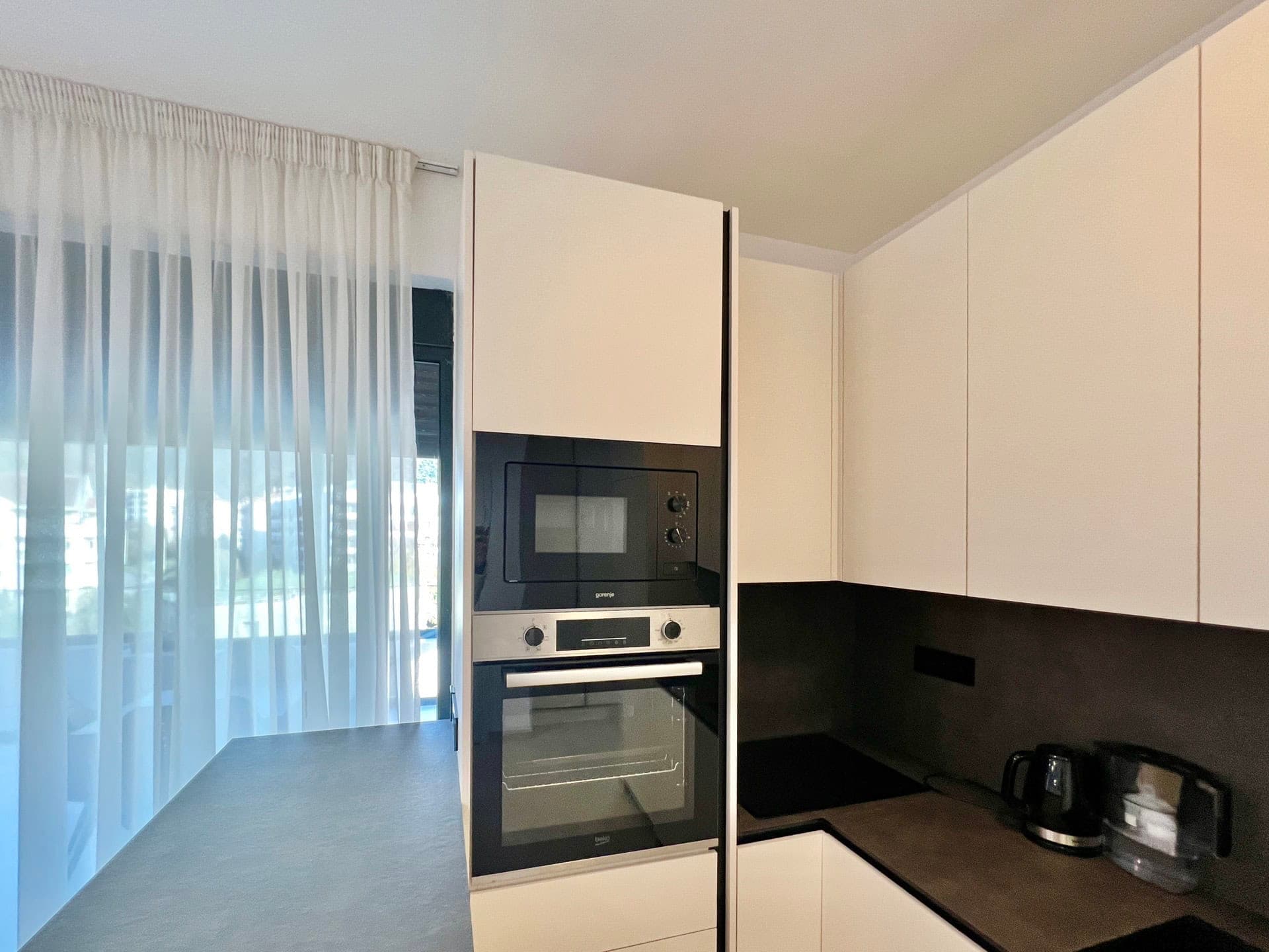 Stan u Tivtu br. 2425, Tivat, Tivat — fotografija nekretnine 18