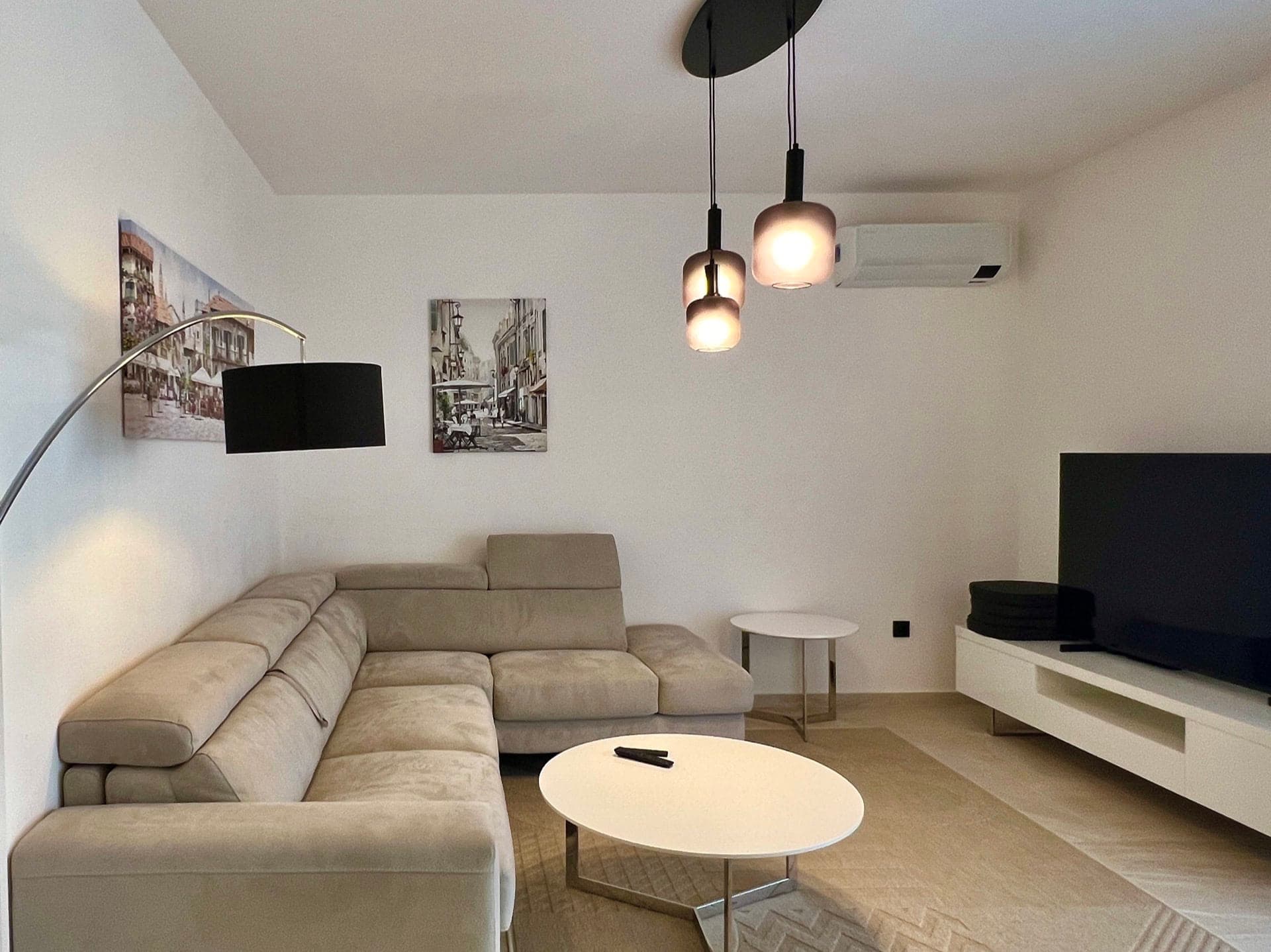 Stan u Tivtu br. 2425, Tivat, Tivat — fotografija nekretnine 12