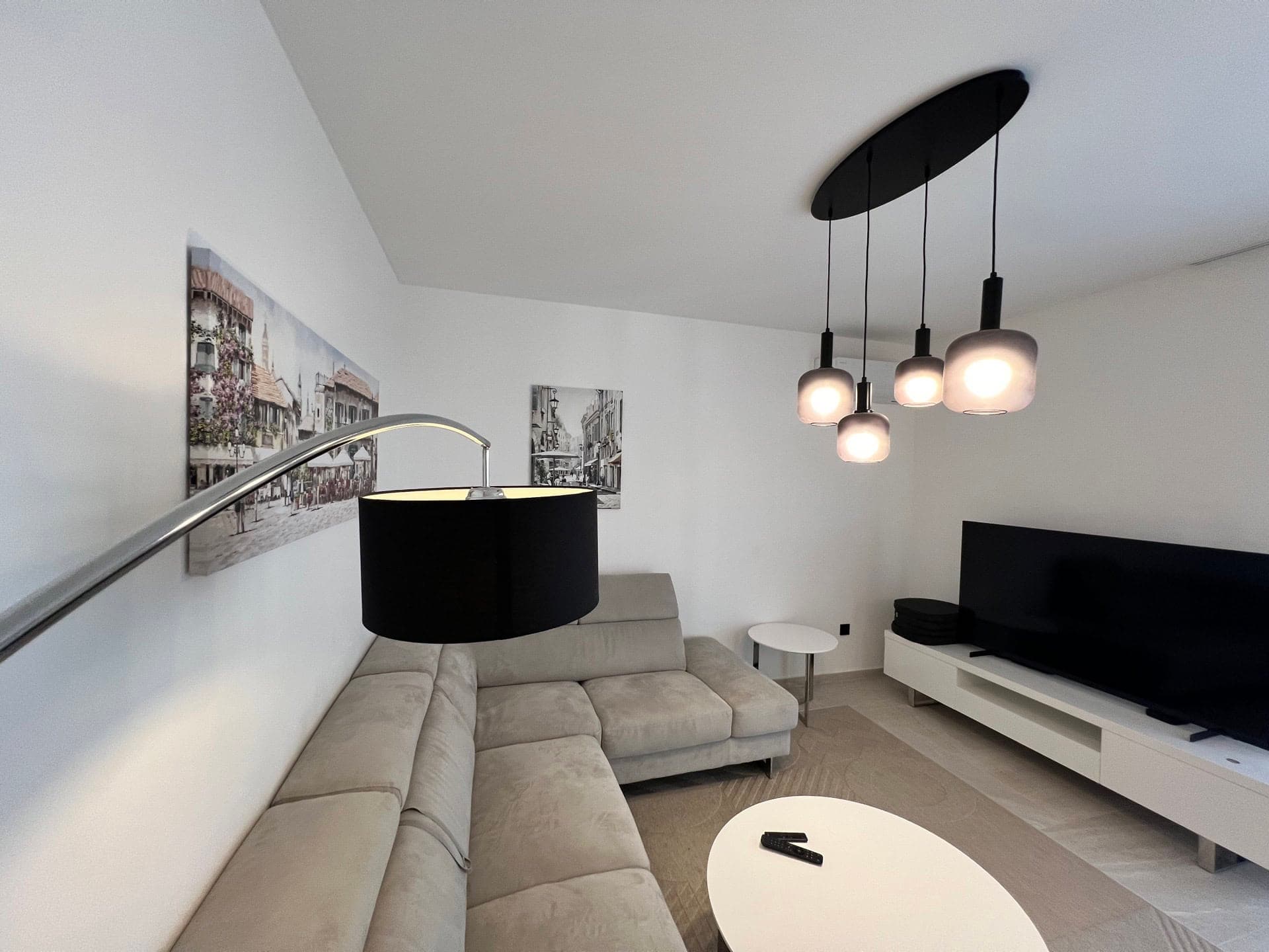 Stan u Tivtu br. 2425, Tivat, Tivat — fotografija nekretnine 10