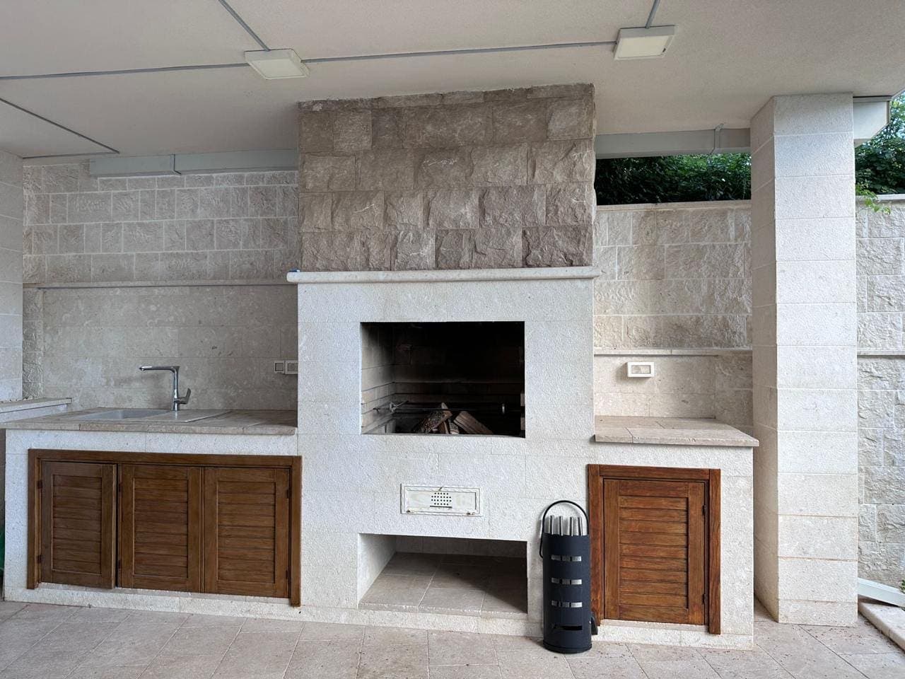 Villa in Bečići Nr. 2382, Becici, Becici — Immobilienfoto 2