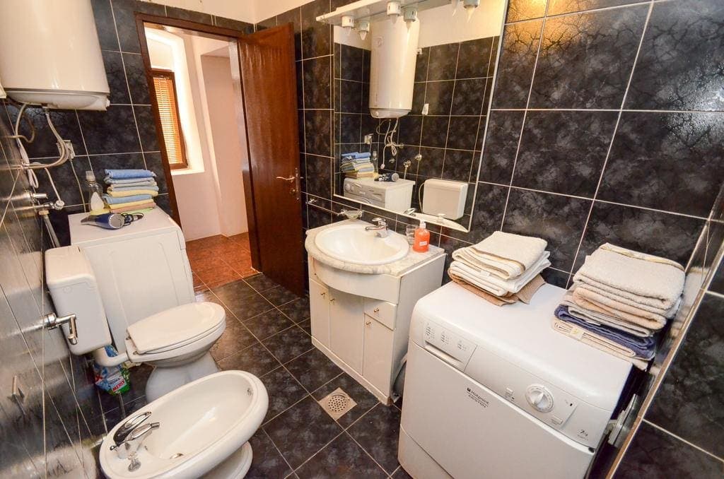 House in Kotor No. 1903 — property photo 2
