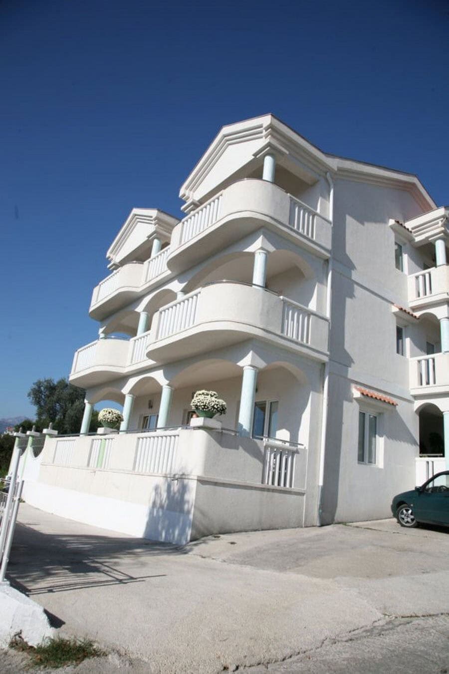 Villa in Tivat No. 1845 — property photo 2
