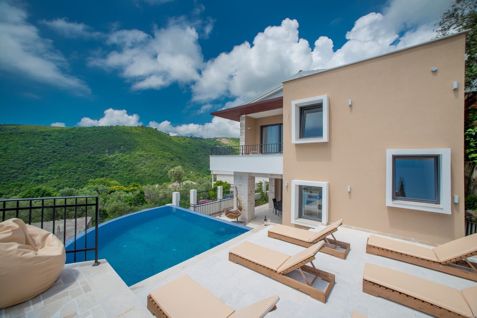 Villa in Bečići No. 1701, Becici, Becici — property photo 2