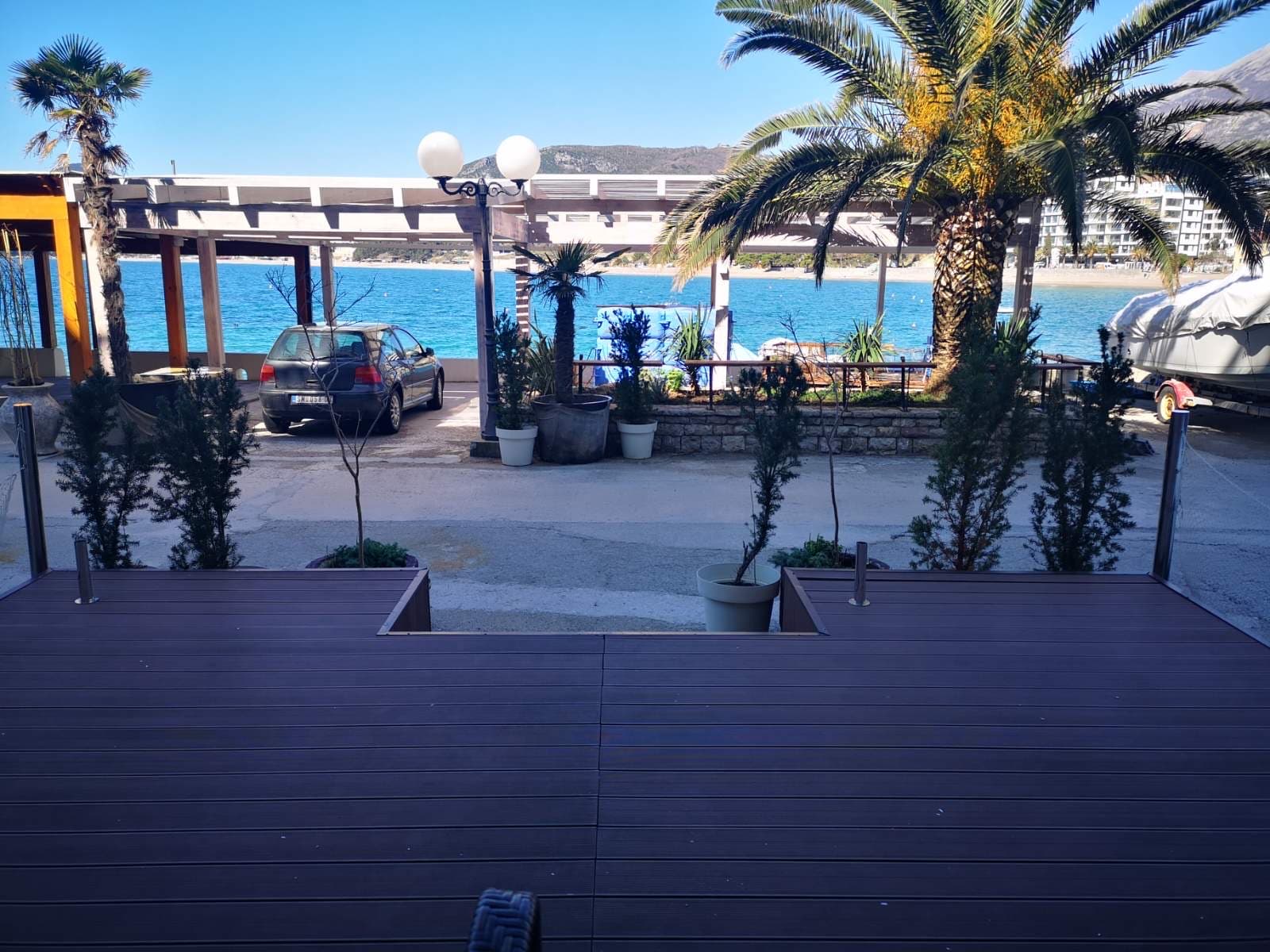 Gewerbeobjekt in Rafailovići Nr. 1674 — Budva