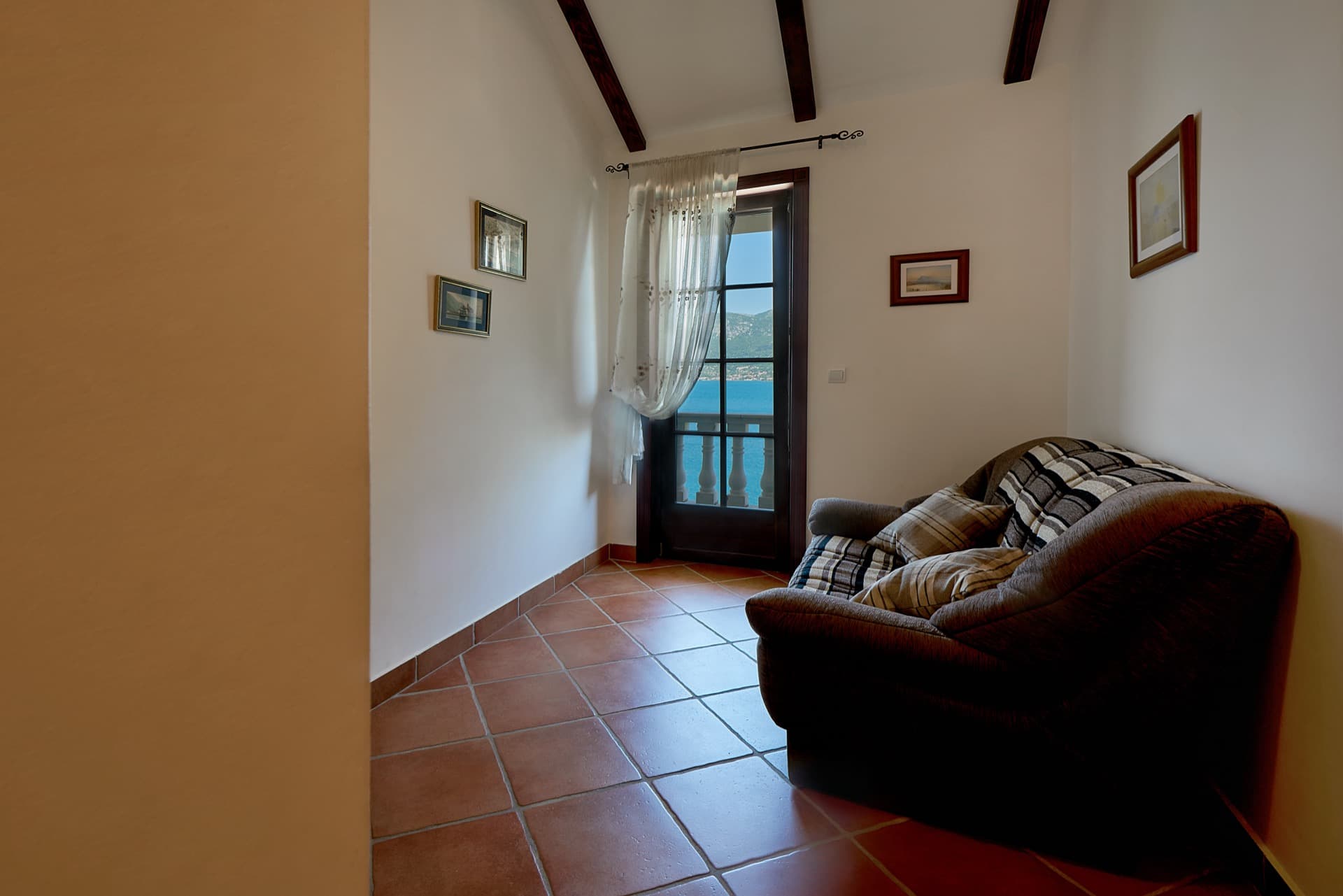 Villa in Kostanjica Nr. 2117, Kotor — Immobilienfoto 18