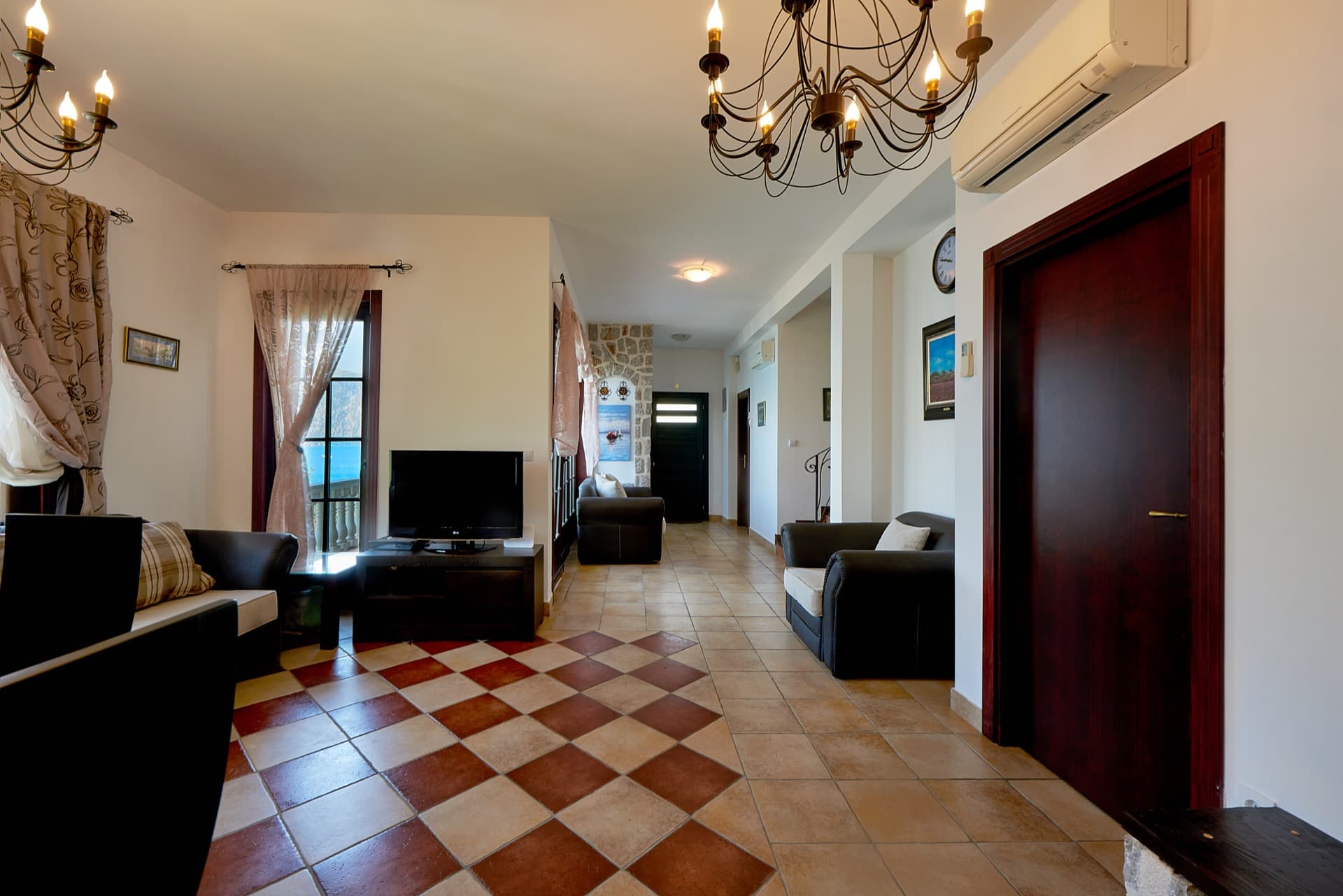 Villa in Kostanjica Nr. 2117, Kotor — Immobilienfoto 9