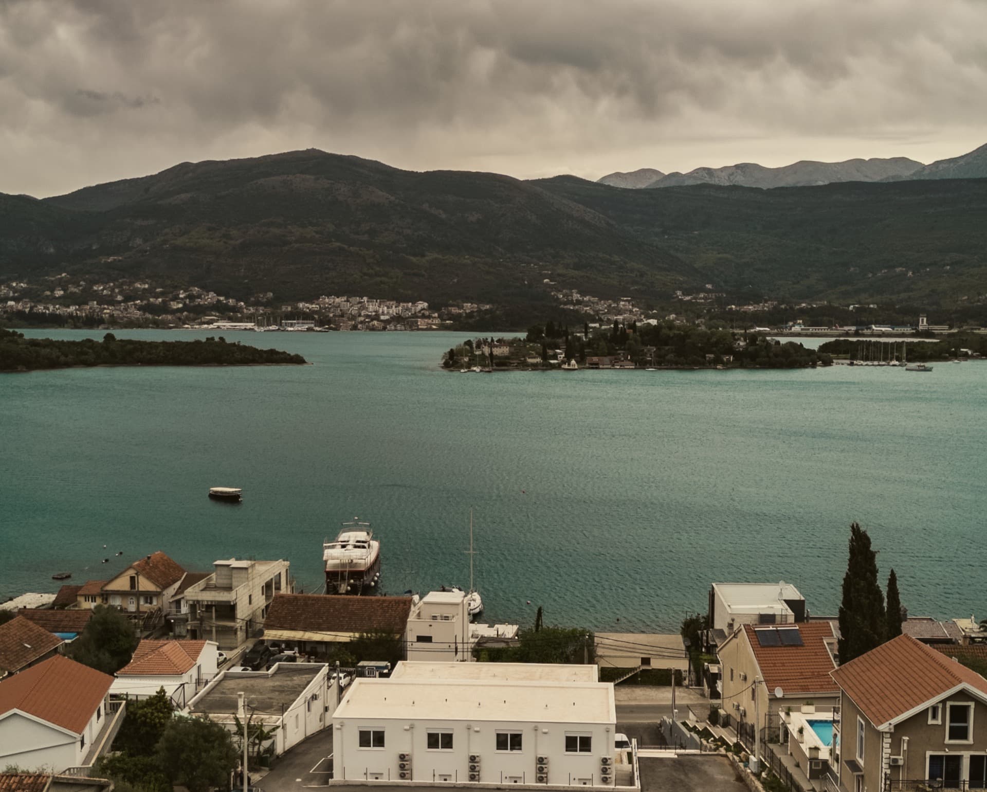 Land plot in Đuraševići No. 2482, Luštica Bay, Tivat — property photo 3