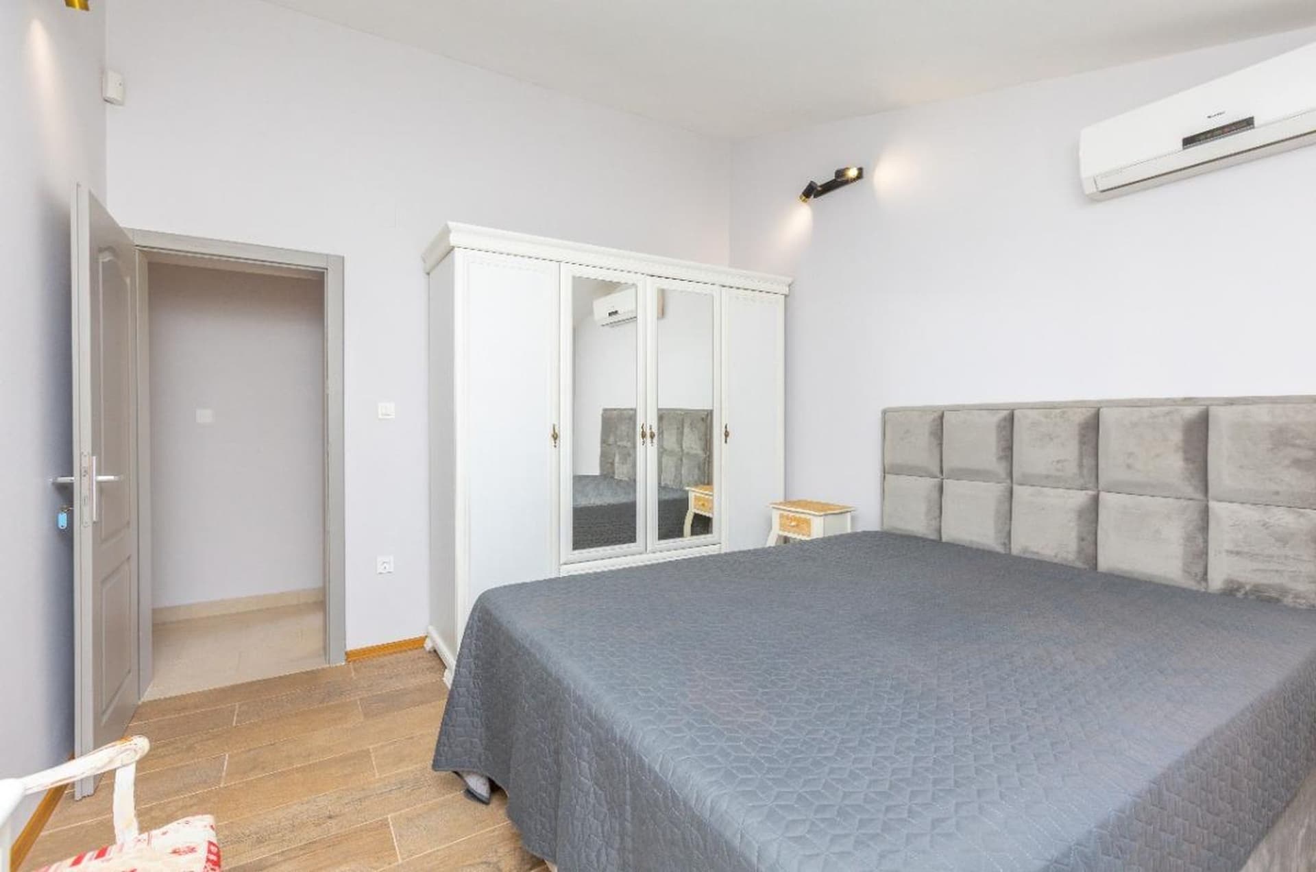Haus in Tivat Nr. 2545 — Immobilienfoto 7