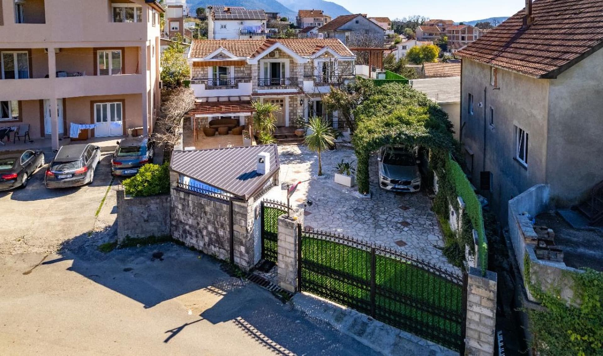Haus in Tivat Nr. 2545