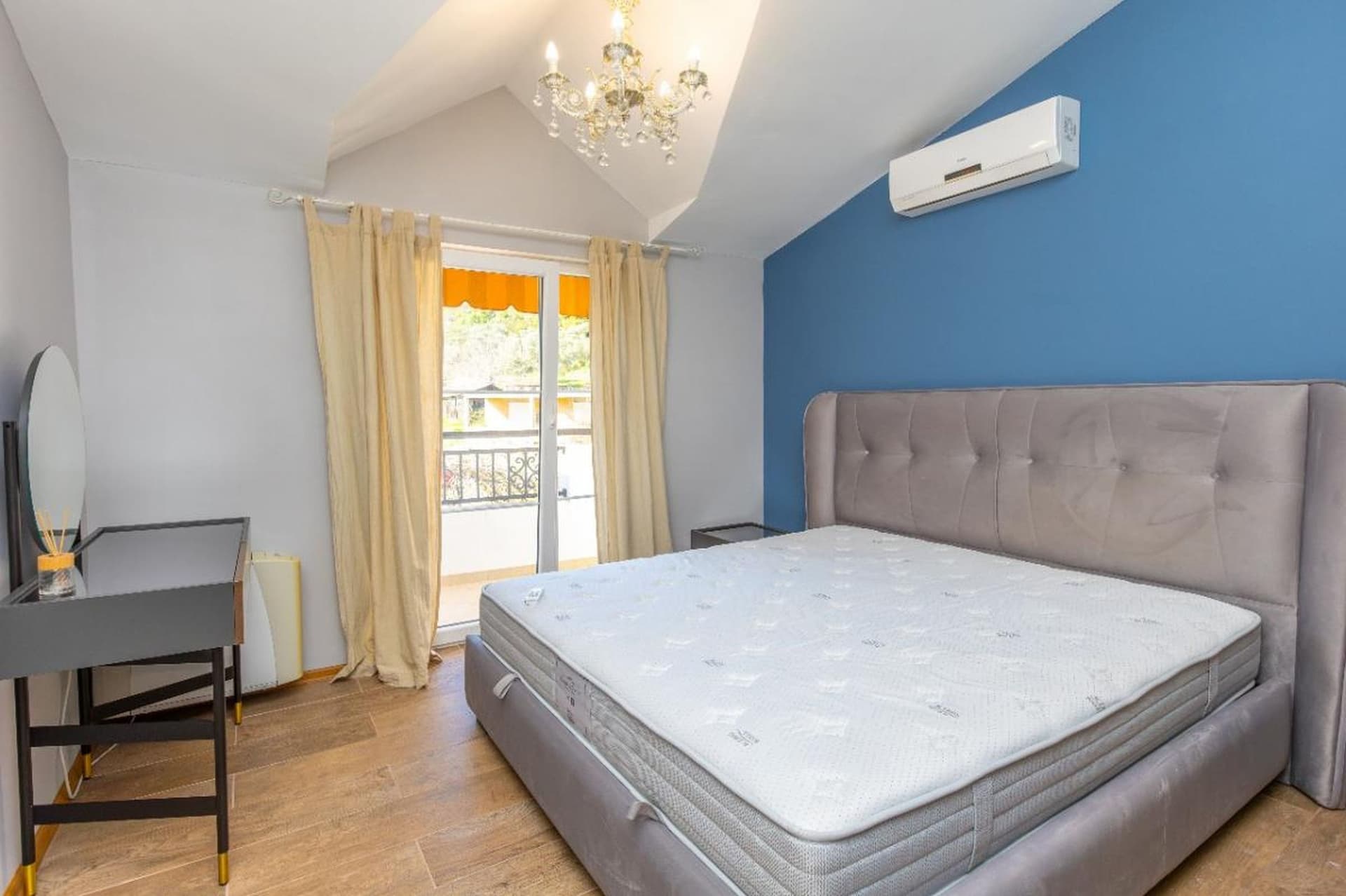 Haus in Tivat Nr. 2545 — Immobilienfoto 21