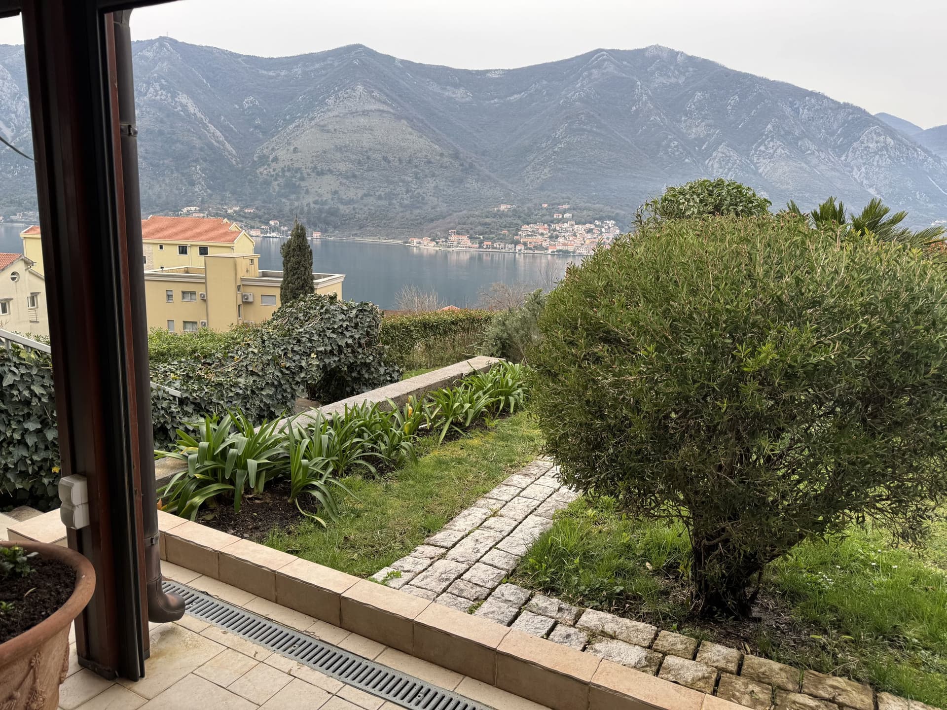 Wohnung in Dobrota Nr. 2571, Kotor — Immobilienfoto 13