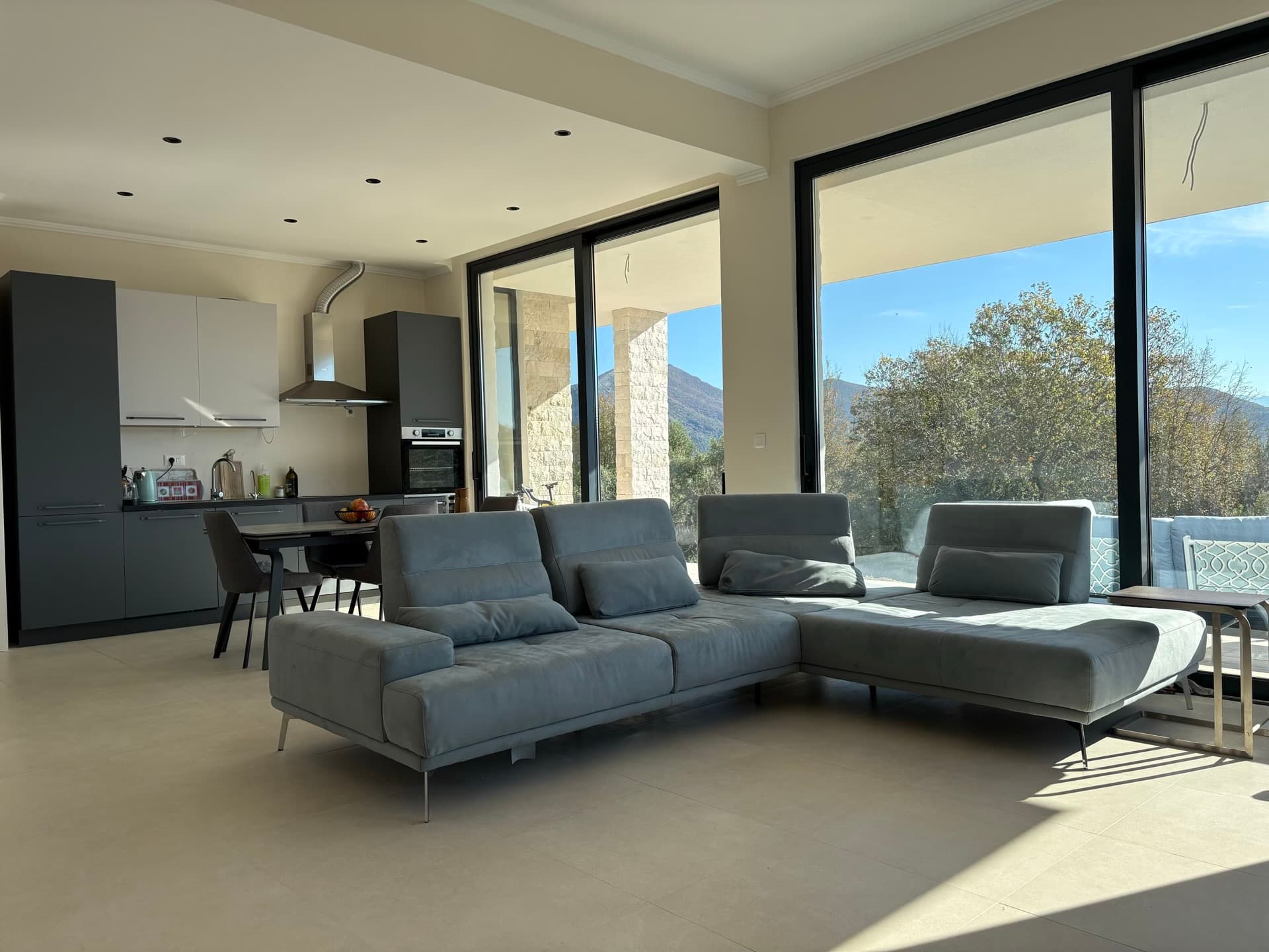 Villakomplex in Herceg Novi Nr. 2479 — Immobilienfoto 10