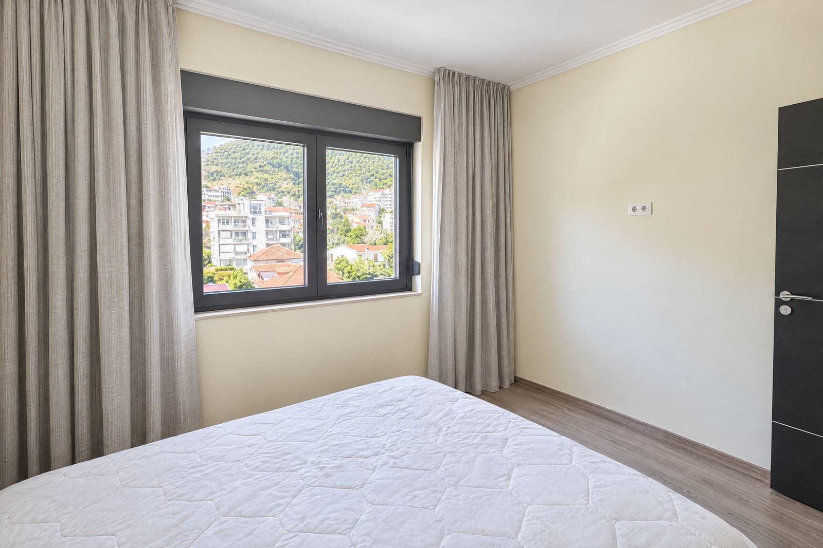 Apartment in Budva No. 2898 — property photo 12