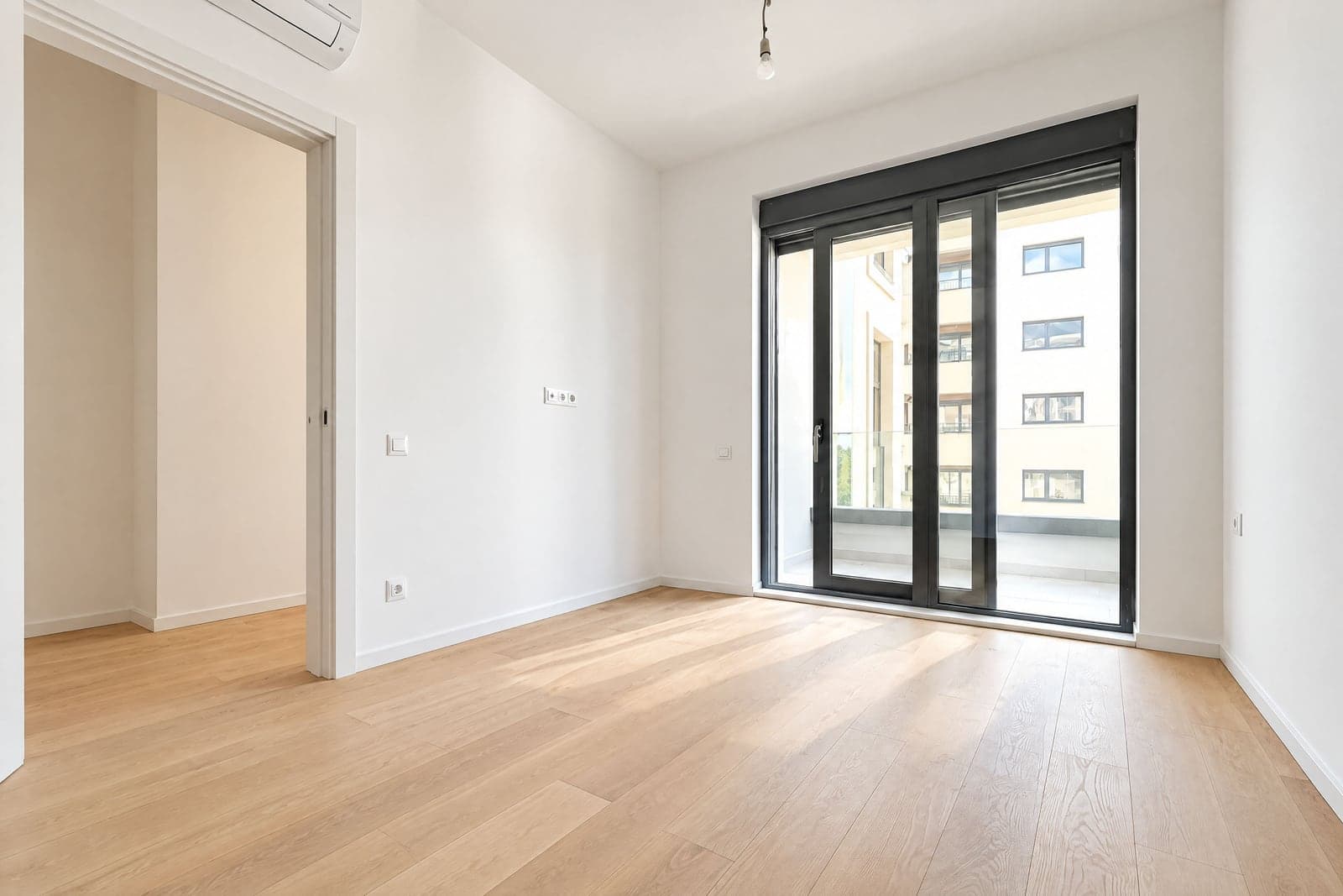 Apartment in Becici No. 2896 — property photo 9