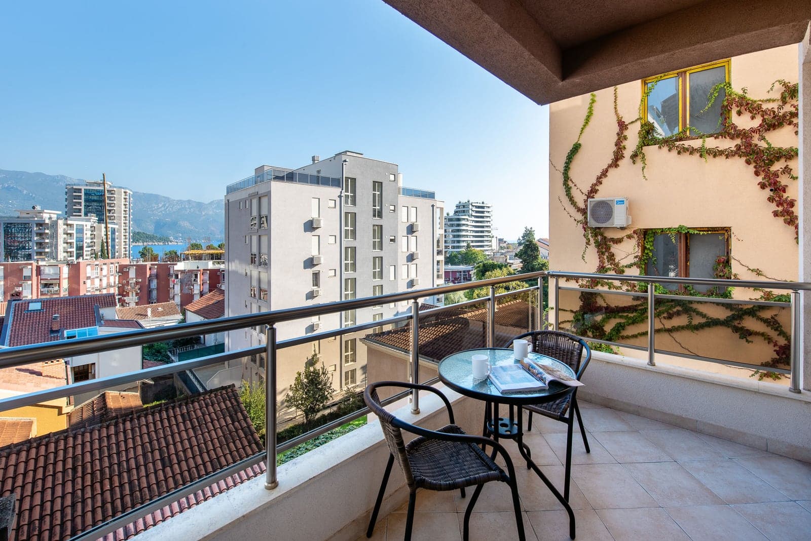 Apartment in Budva No. 2715 — property photo 4