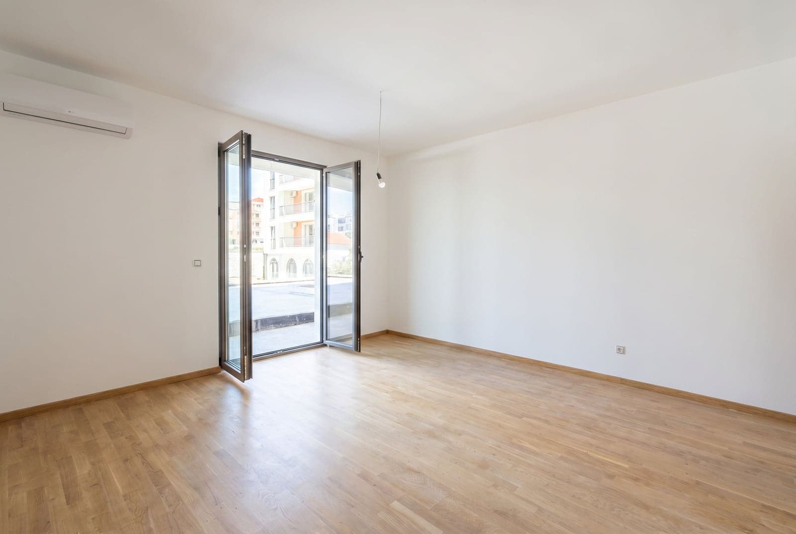Apartment in Tivat #2793 — property photo 3