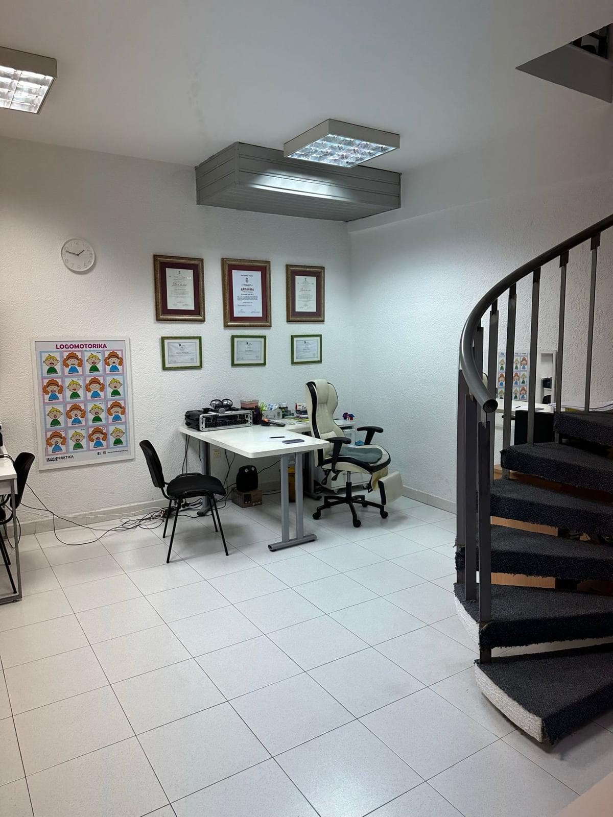 Commercial Space in Bar No. 2173