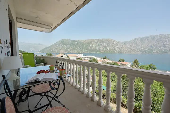 Apartment in Prčanj No. 2088 — Kotor