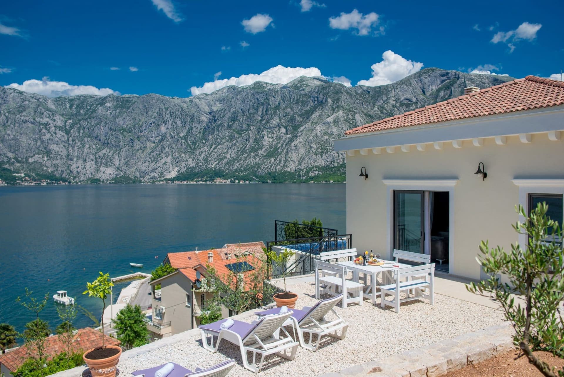 Villa in Stoliv Nr. 1924 — Kotor