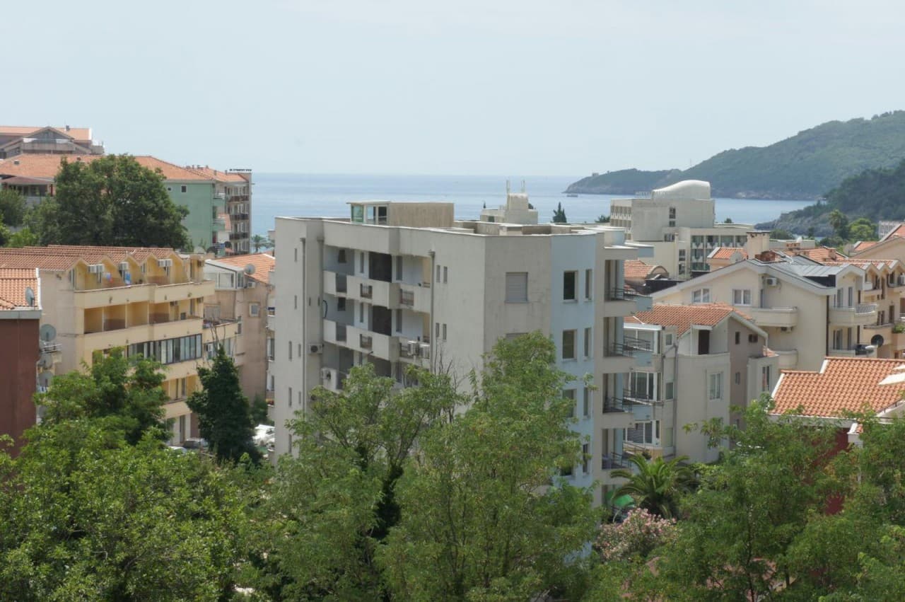 Apartment in Bečići No. 1603 — Becici, Becici
