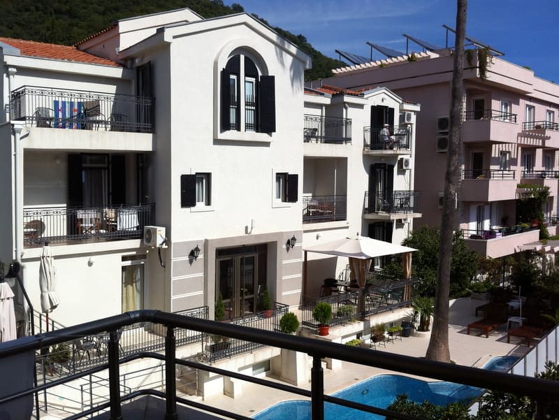 Apartment in Petrovac No. 1561 — Budva