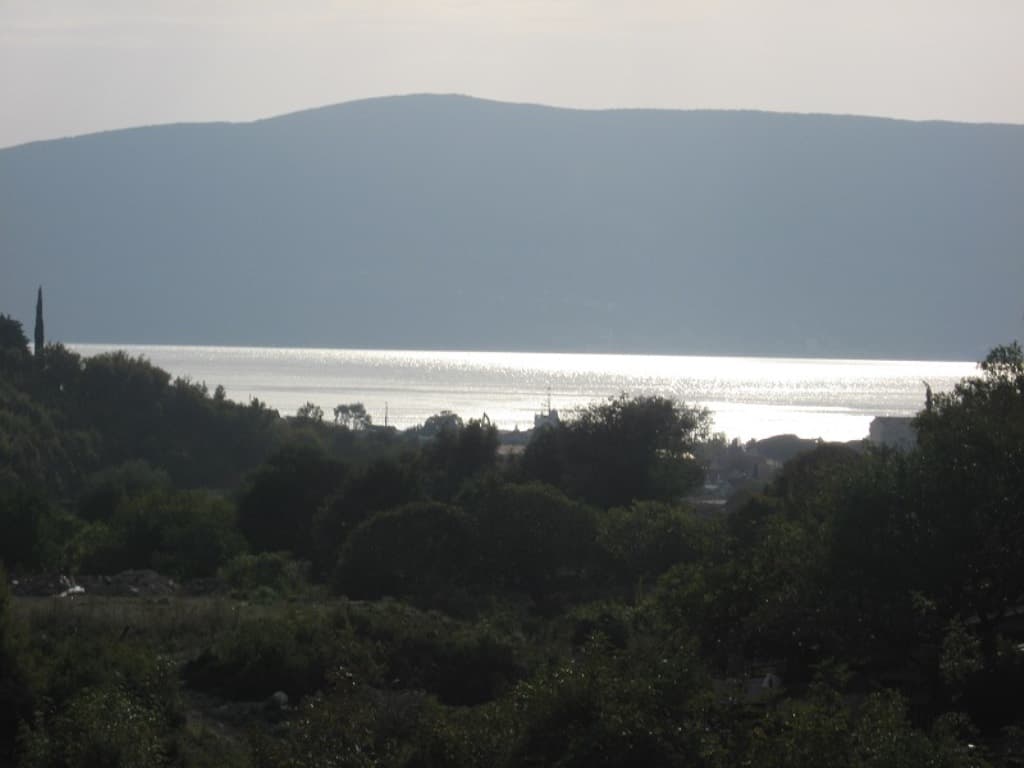 Grundstück in Herceg Novi Nr. 1083