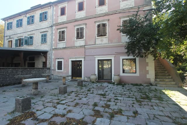 House in Muo No. 1020 — Kotor