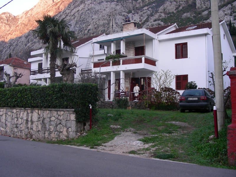 House in Dobrota No. 941 — Kotor