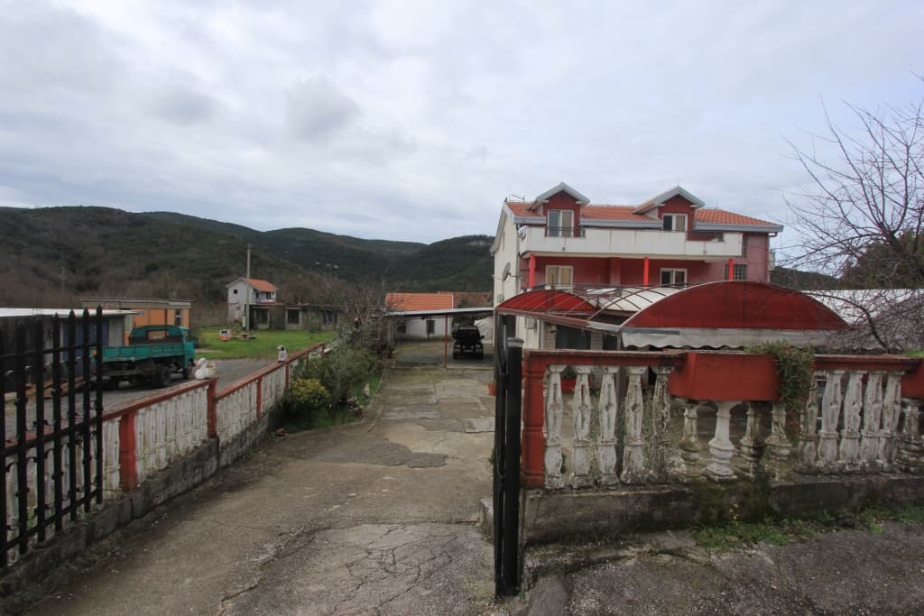 Haus in Radanovici Nr. 810