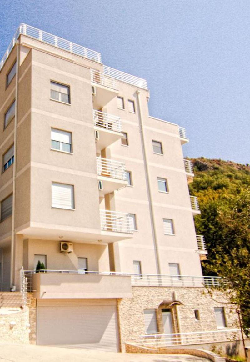 Apartment in Bečići No. 692 — Becici, Becici