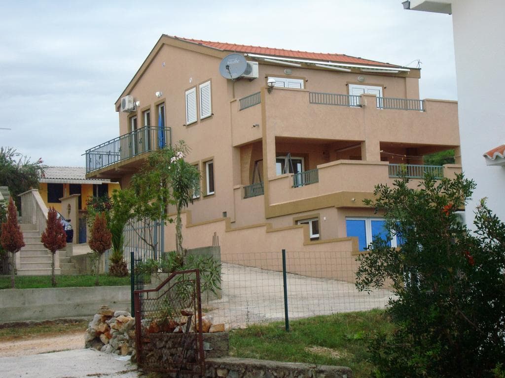 House in Krimovica No. 608