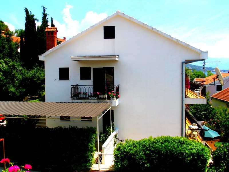 House in Herceg Novi No. 307