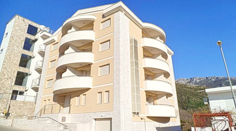 Hotel in Bečići No. 227 — Becici, Becici