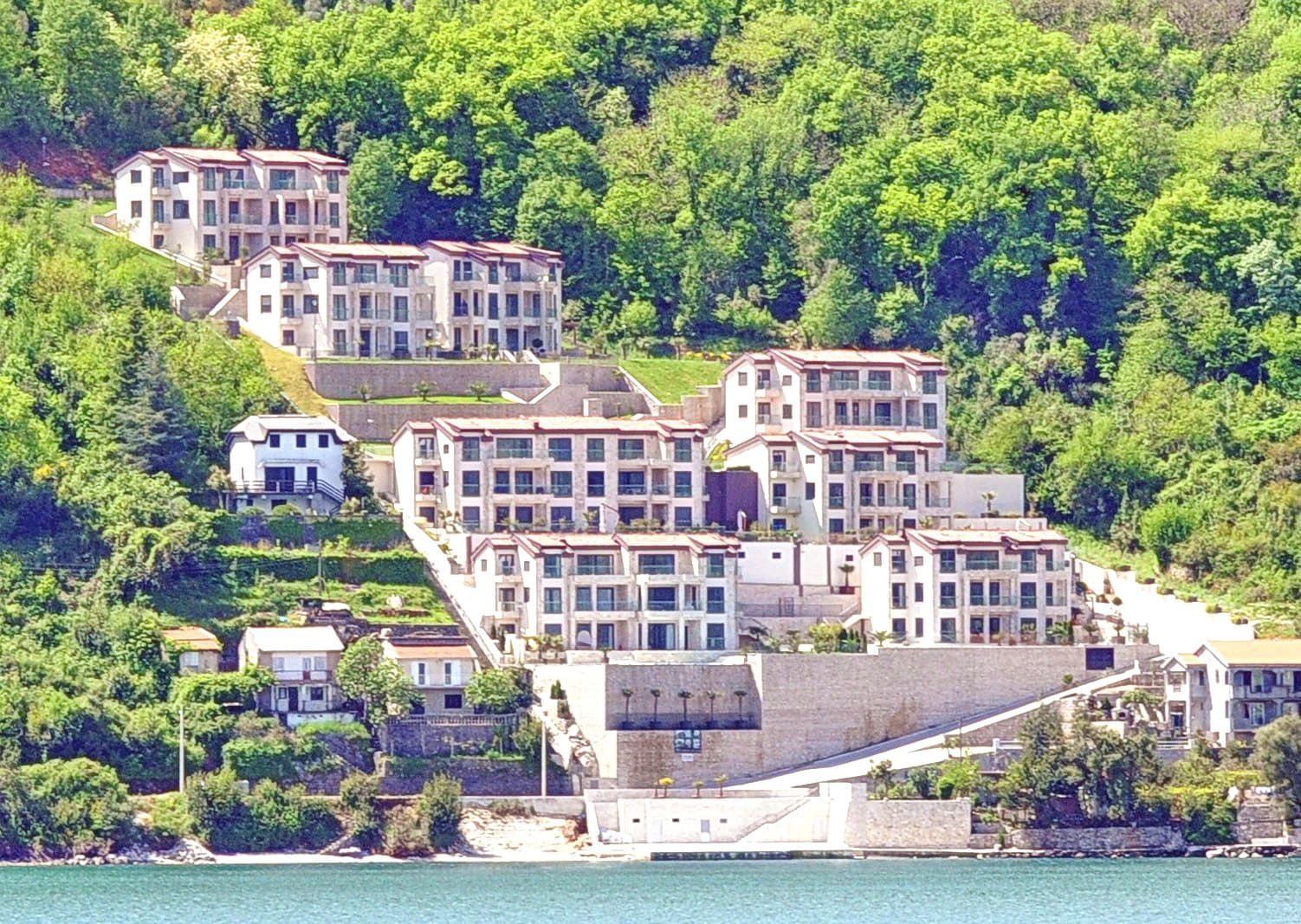 Wohnkomplex in Morinj Nr. 186 — Kotor