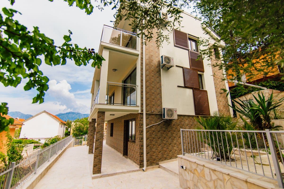 Villa in Krašići No. 1096 — Tivat