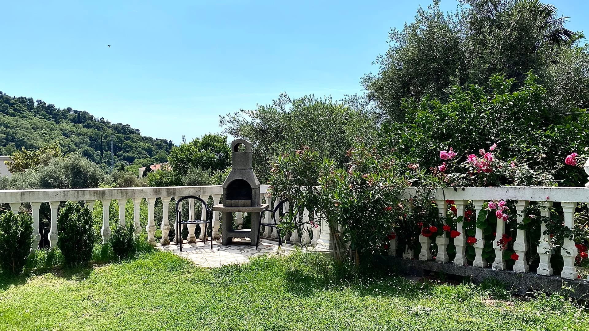 Apartment in Petrovac No. 2459 — Budva