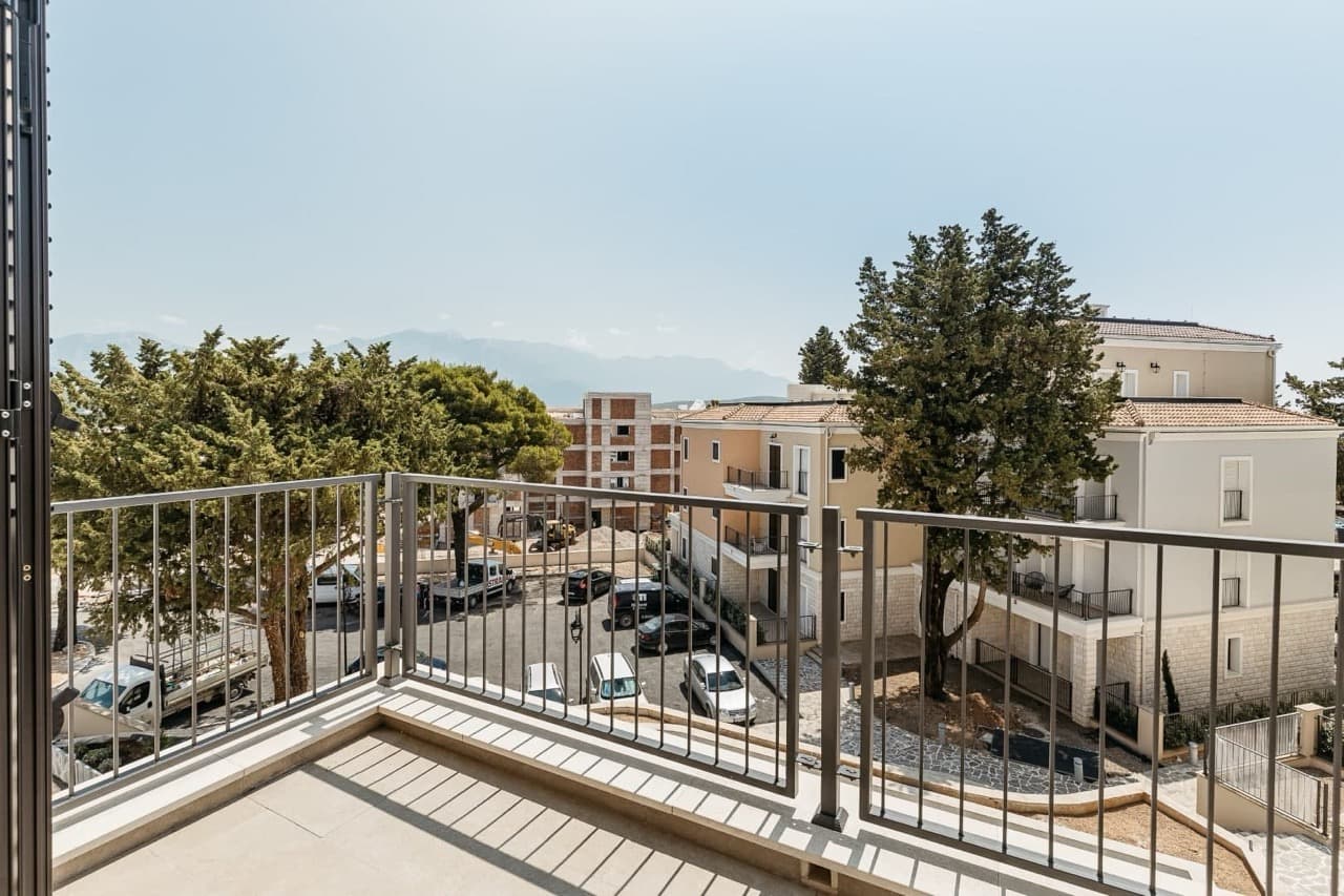 Stan u Luštica Bayu br. 3504 — Tivat