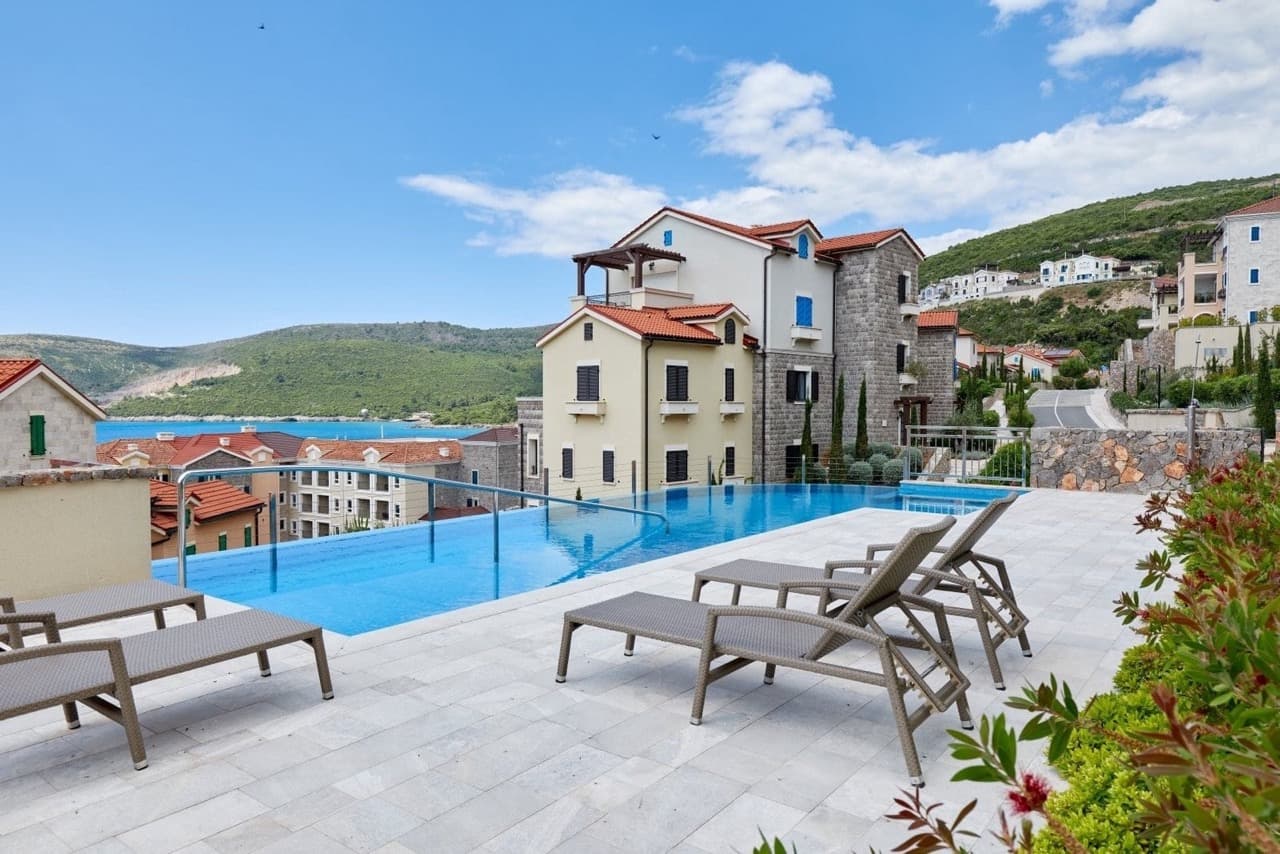 Stan u Luštica Bayu br. 3508 — Tivat