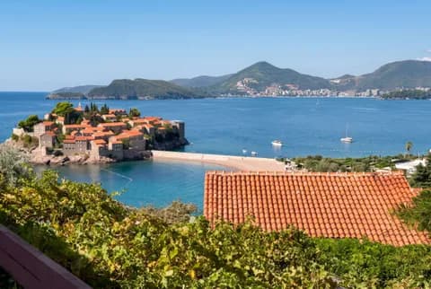 Apartment in Sveti Stefan No. 2932