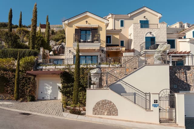 Townhouse in Luštica №2693