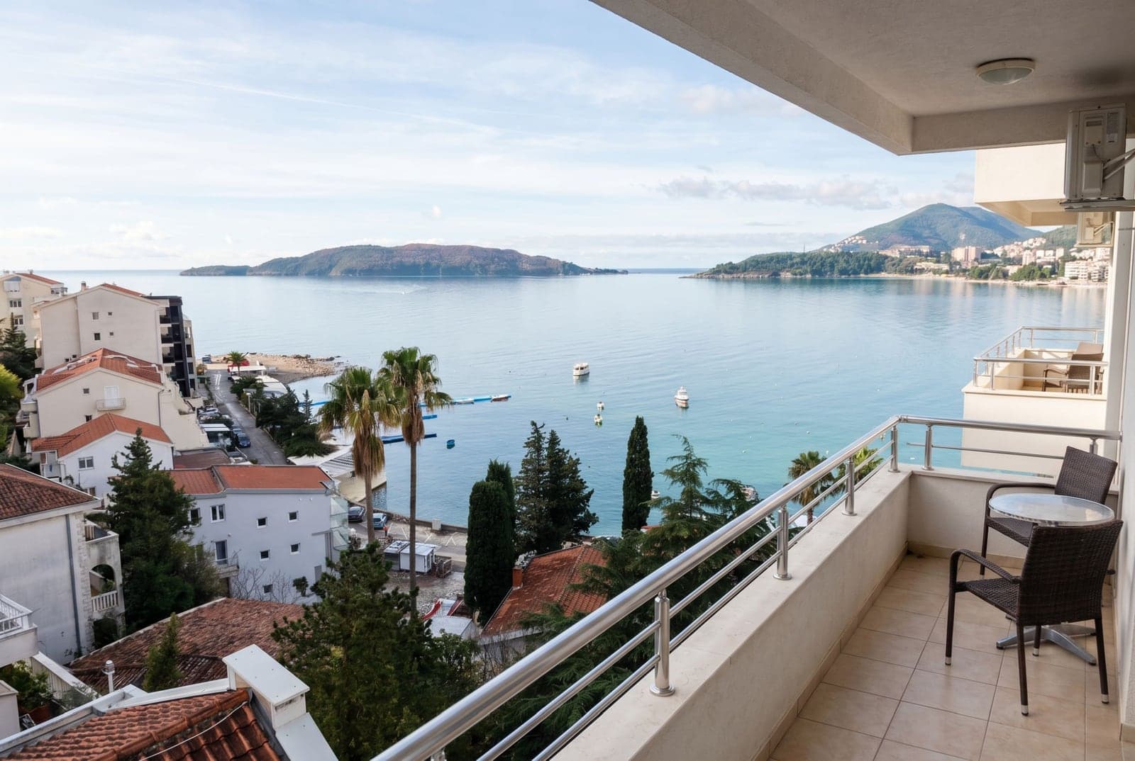 Apartment in Rafailovici No. 2630 — Rafailovići, Budva