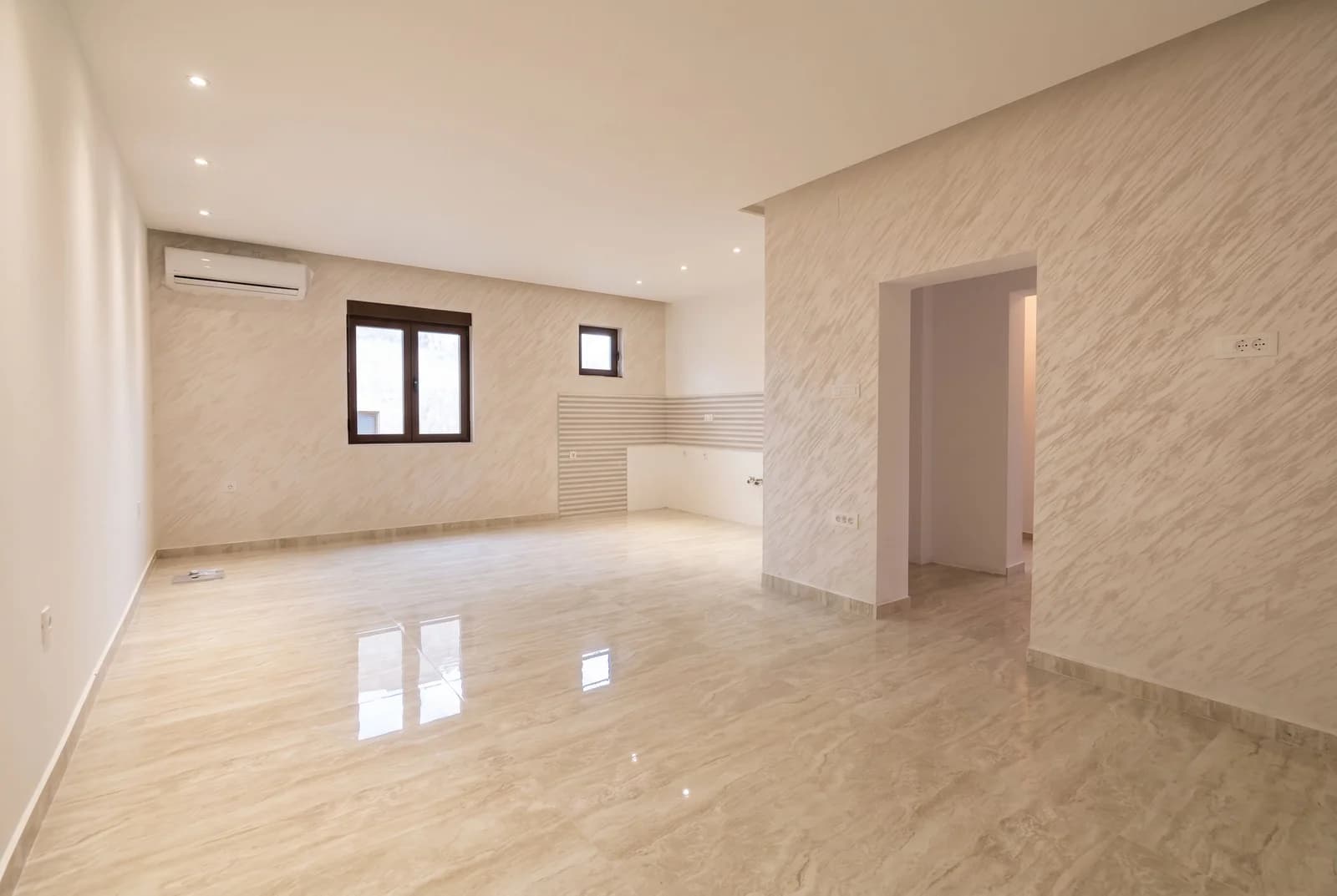 Apartment in Tivat No. 2937