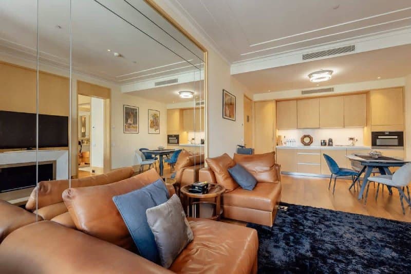 Luxuriöse 1-Schlafzimmer-Residenz mit Panoramablick auf das Meer in Baia Residence, Porto Montenegro
