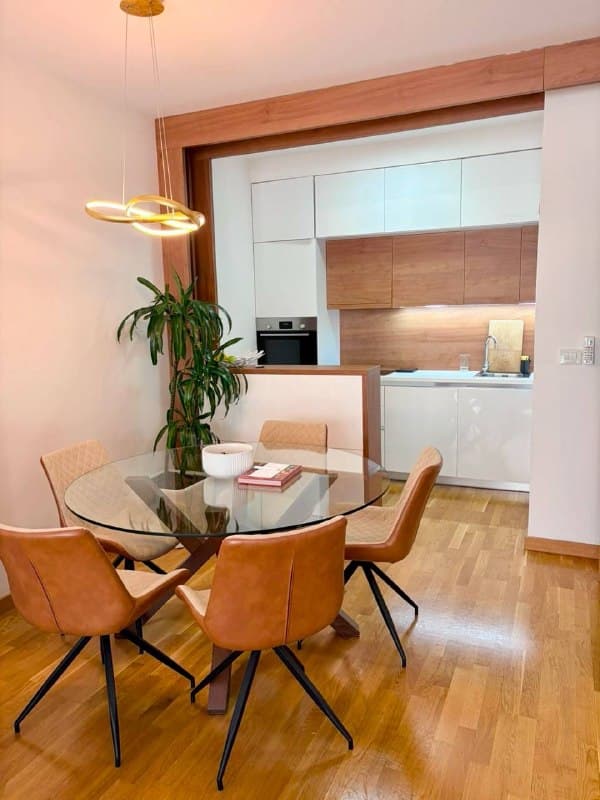 Three-bedroom apartment in Selyanovo, Tivat